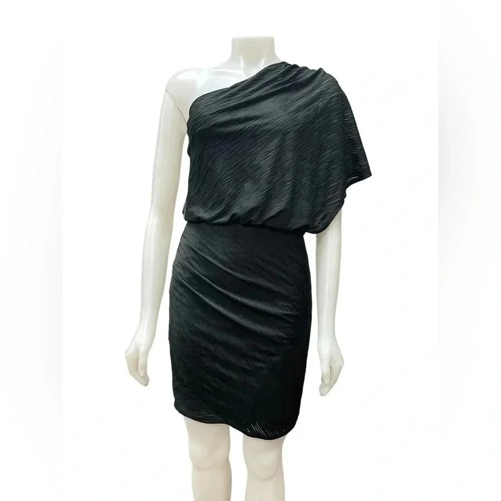 Le  Chateau Black Open Arm Dress Size Small